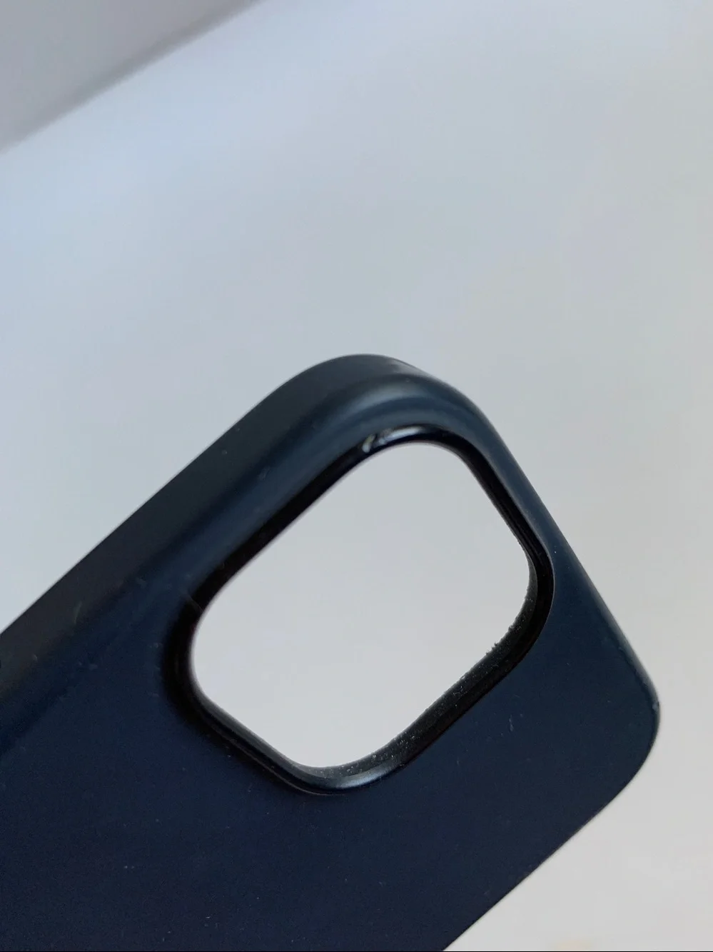 APPLE Flawed Iphone 14 Silicone Case Midnight